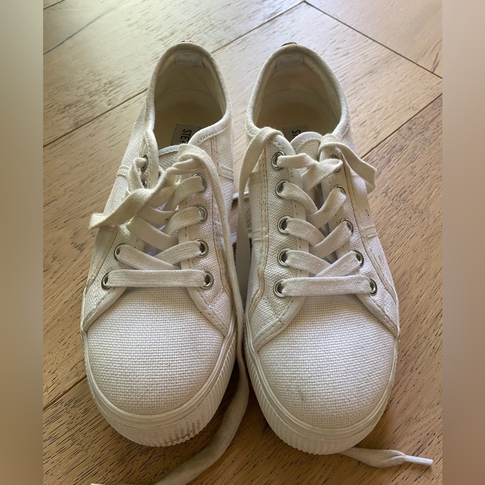 Steve Madden sneakers